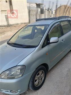 Toyota Ipsum